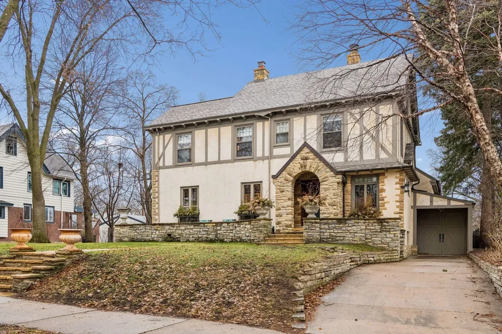 4316 Fremont Avenue S Minneapolis MN 55409