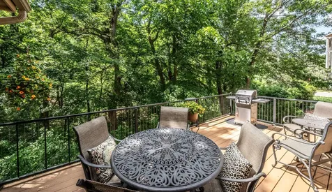 4015 Hosford Hills Road Eagan MN 55123
