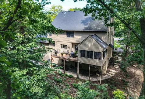 4015 Hosford Hills Road Eagan MN 55123