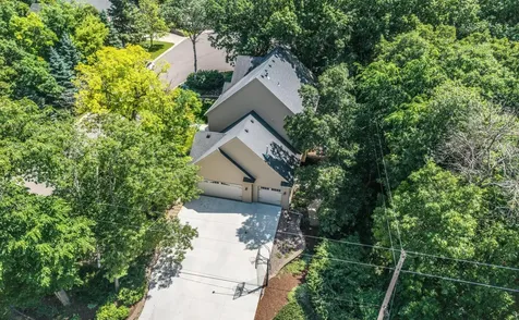 4015 Hosford Hills Road Eagan MN 55123