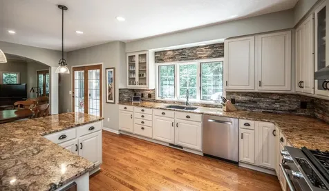 4015 Hosford Hills Road Eagan MN 55123