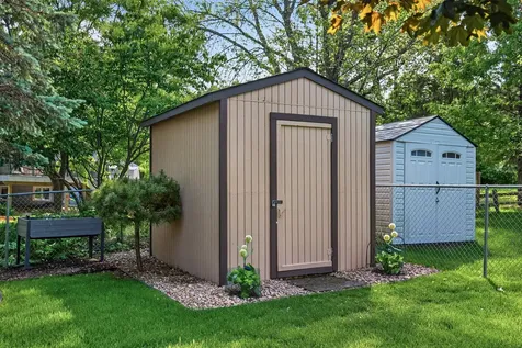 4500 Ranchview Lane N Plymouth MN 55446