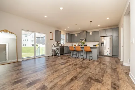 1716 Rainier Drive Shakopee MN 55379