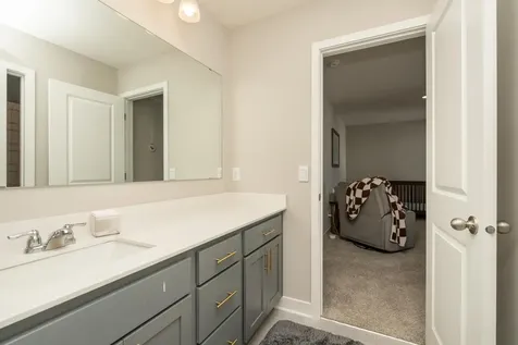 1716 Rainier Drive Shakopee MN 55379