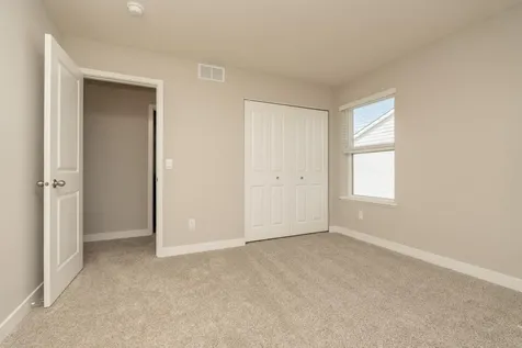 1716 Rainier Drive Shakopee MN 55379