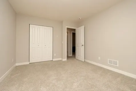 1716 Rainier Drive Shakopee MN 55379