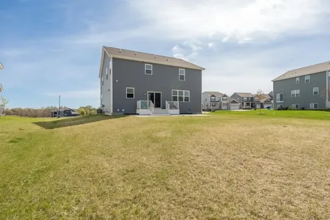 1716 Rainier Drive Shakopee MN 55379