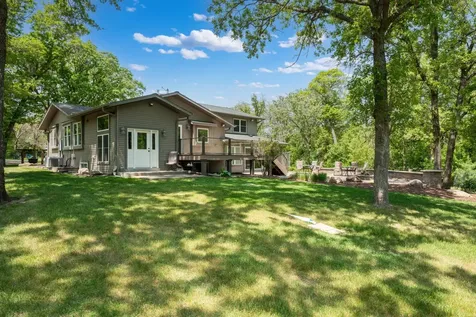 2000 Schmidt Court SE Rochester MN 55904