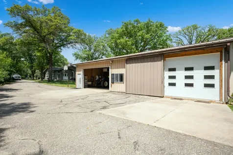 2000 Schmidt Court SE Rochester MN 55904