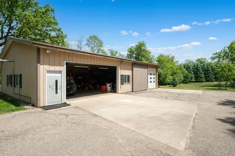 2000 Schmidt Court SE Rochester MN 55904