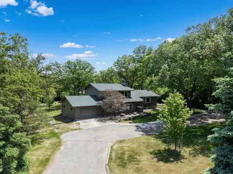 2000 Schmidt Court SE Rochester MN 55904