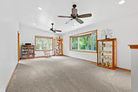 2000 Schmidt Court SE Rochester MN 55904