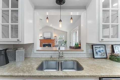 5037 Oxford Avenue Edina MN 55436