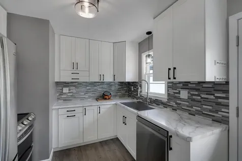 2817 W 108th Street Bloomington MN 55431