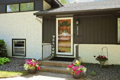 2817 W 108th Street Bloomington MN 55431
