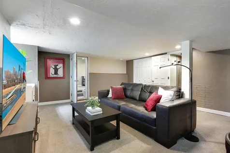 2817 W 108th Street Bloomington MN 55431