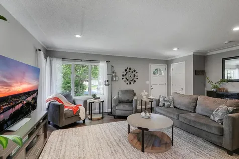 2817 W 108th Street Bloomington MN 55431