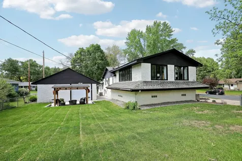 2817 W 108th Street Bloomington MN 55431