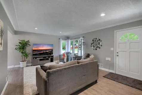 2817 W 108th Street Bloomington MN 55431