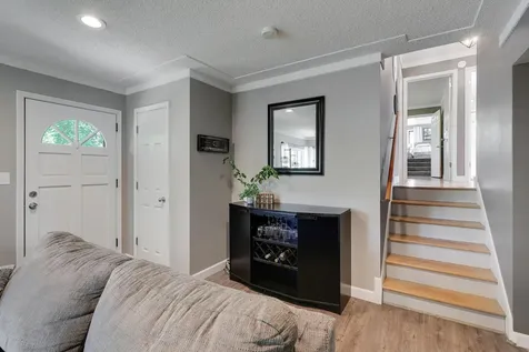 2817 W 108th Street Bloomington MN 55431