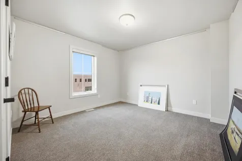 4162 Arthur Drive S Fargo ND 58104