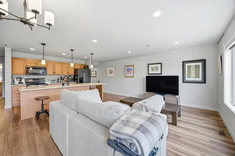 4162 Arthur Drive S Fargo ND 58104