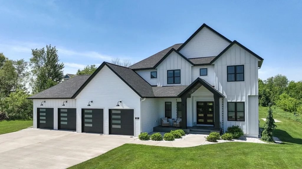 S8908 Chestnut Road Eau Claire WI 54701