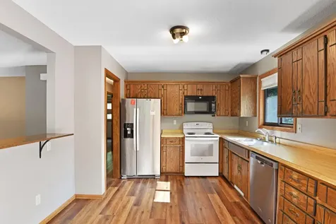 807 2 1/2 Street N Sartell MN 56377