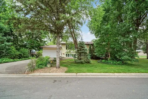 360 Sophia Avenue Hamburg MN 55339
