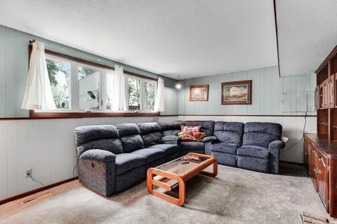 360 Sophia Avenue Hamburg MN 55339