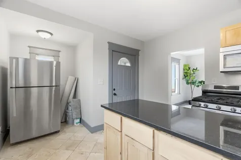 902 Dodd Road West Saint Paul MN 55118