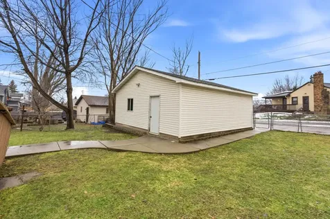 902 Dodd Road West Saint Paul MN 55118