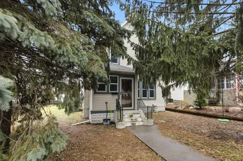 902 Dodd Road West Saint Paul MN 55118