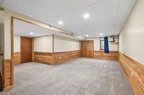 1133 Pecks Woods Drive New Brighton MN 55112