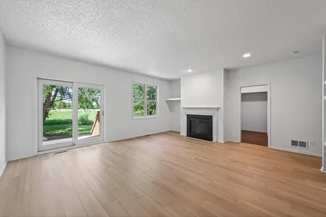 11374 Balsam Way Woodbury MN 55129