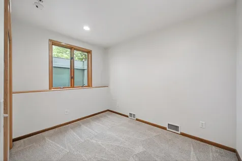 11374 Balsam Way Woodbury MN 55129