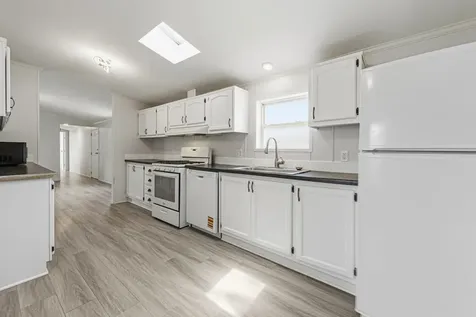 718 Rose Drive Faribault MN 55021