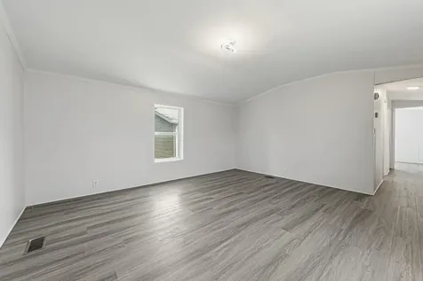 718 Rose Drive Faribault MN 55021