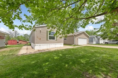 718 Rose Drive Faribault MN 55021