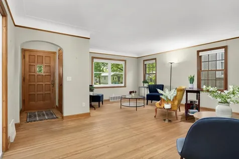 2622 Mckinley Street NE Minneapolis MN 55418