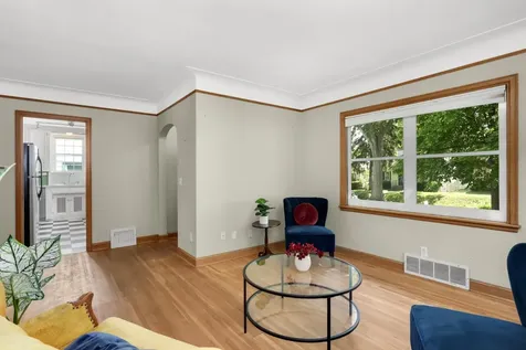 2622 Mckinley Street NE Minneapolis MN 55418
