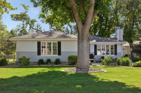 20460 Idalia Avenue Lakeville MN 55044