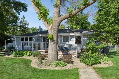 20460 Idalia Avenue Lakeville MN 55044