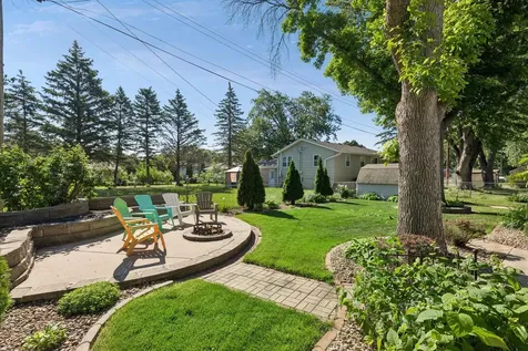 20460 Idalia Avenue Lakeville MN 55044
