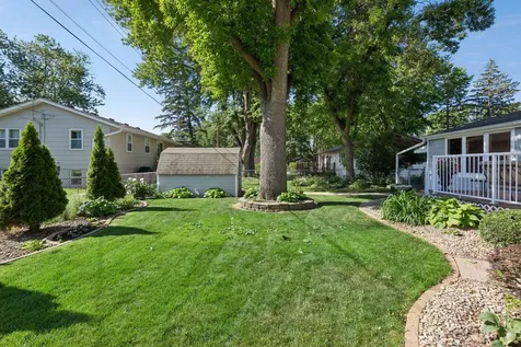 20460 Idalia Avenue Lakeville MN 55044