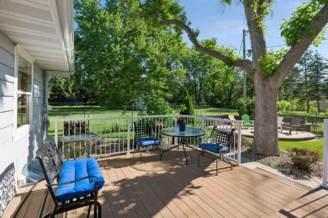 20460 Idalia Avenue Lakeville MN 55044