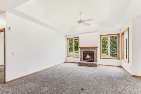16568 Irwindale Way Lakeville MN 55044