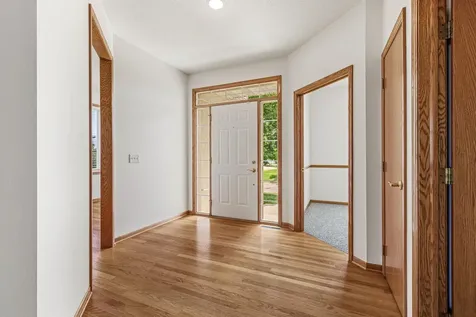 16568 Irwindale Way Lakeville MN 55044