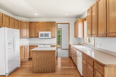 16568 Irwindale Way Lakeville MN 55044