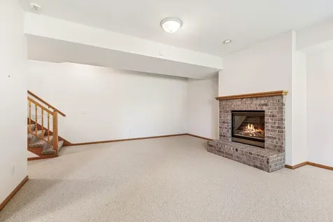 16568 Irwindale Way Lakeville MN 55044